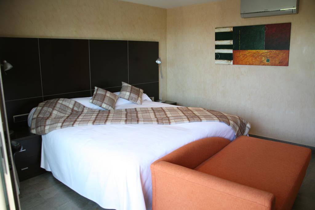 Montaltmar Hotel Sant Vicenc de Montalt Exterior photo